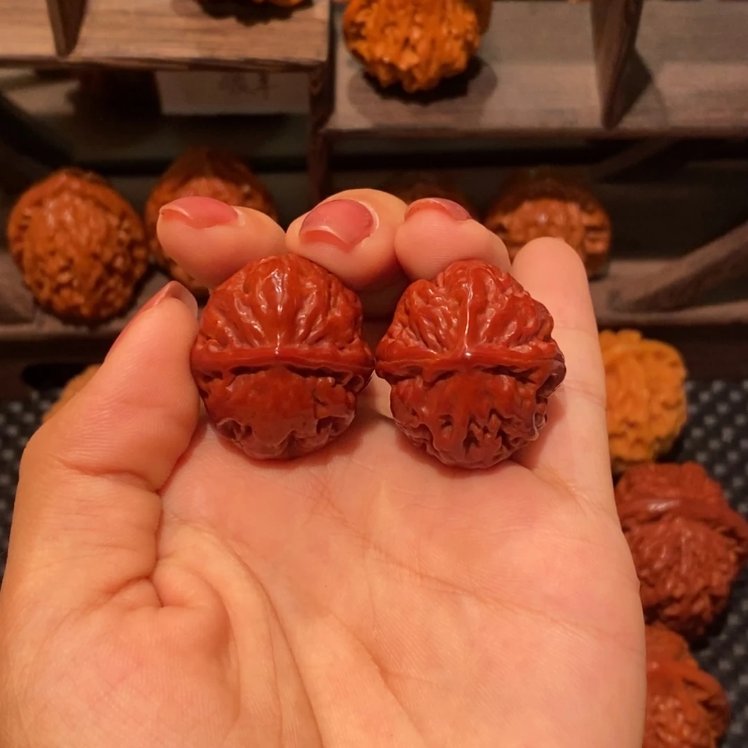 文玩核桃吊坠28.7粗筋南瓜，0216