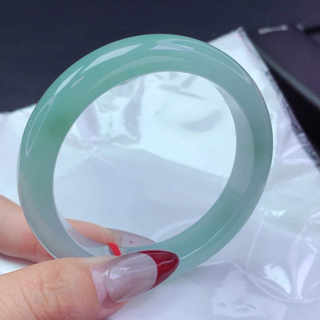 【闪购商品】翡翠手镯未镶嵌a 189898