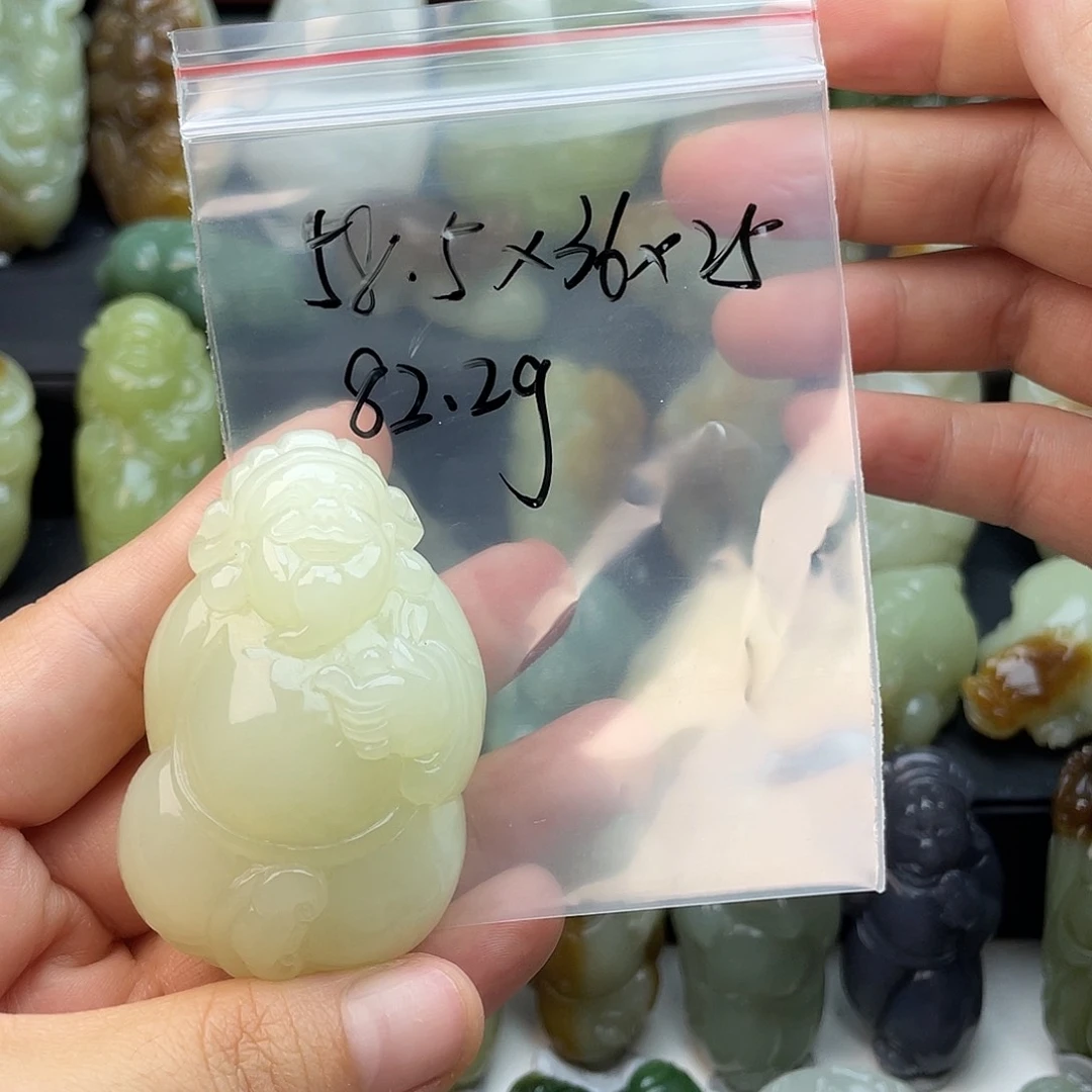 和田玉未镶嵌颈饰香****9