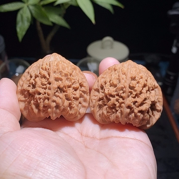 文玩核桃吊坠满天星