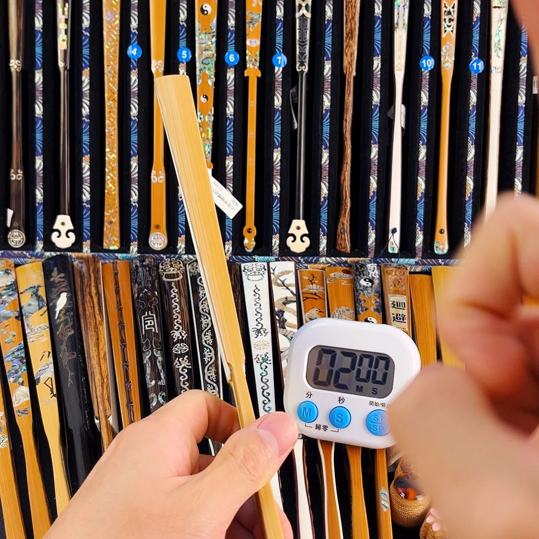 扇子健健康康平平安安