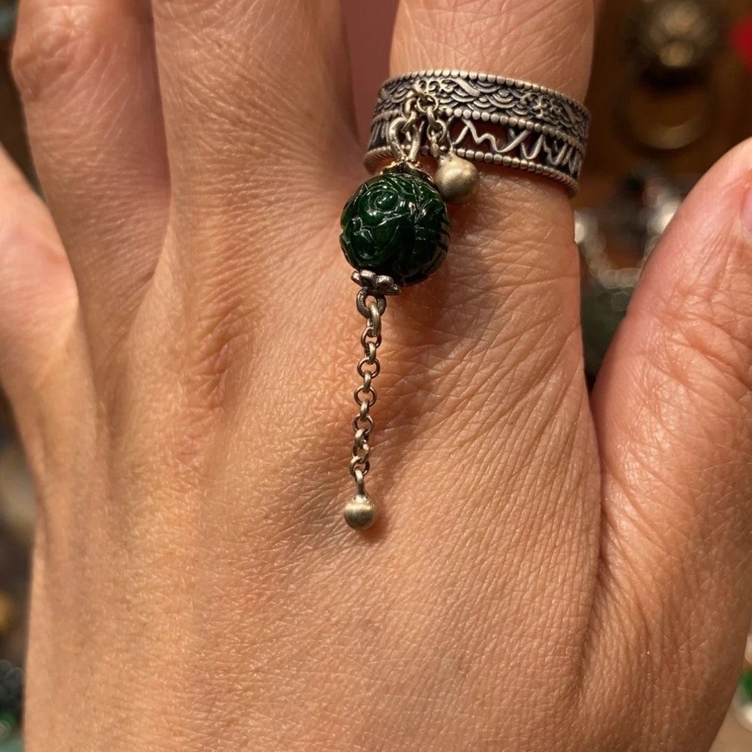 翡翠吊坠(赠链)未镶嵌