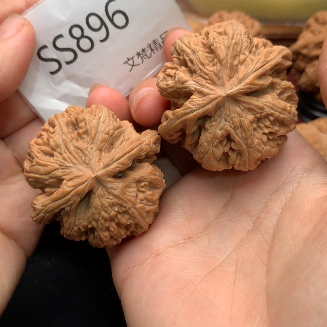 文玩核桃把件全品粗筋47