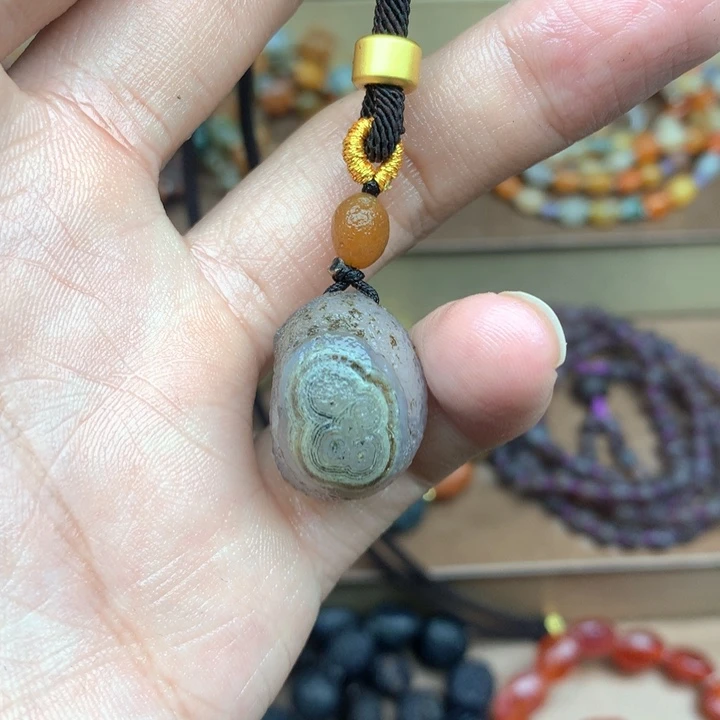 玛瑙/玉髓未镶嵌珠宝半成品