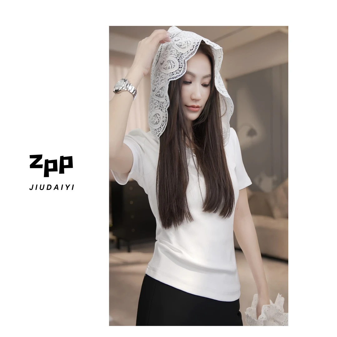 玖黛衣【蕾丝帽衫】新春V领蕾丝帽纯色叠穿打底T恤TXP38100