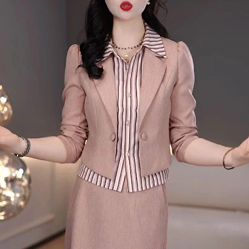 2025秋季新款洋气显瘦POLO领条纹拼接假两件上衣+半身裙两件套装