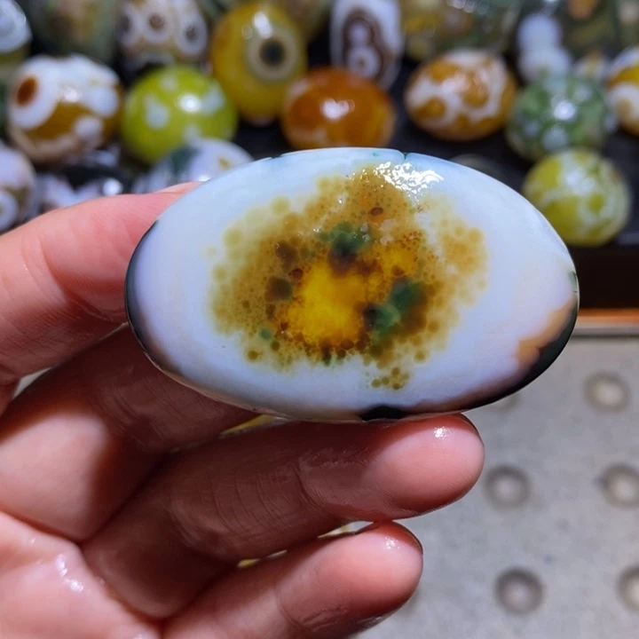 未镶嵌玛瑙/玉髓珠宝半成品92