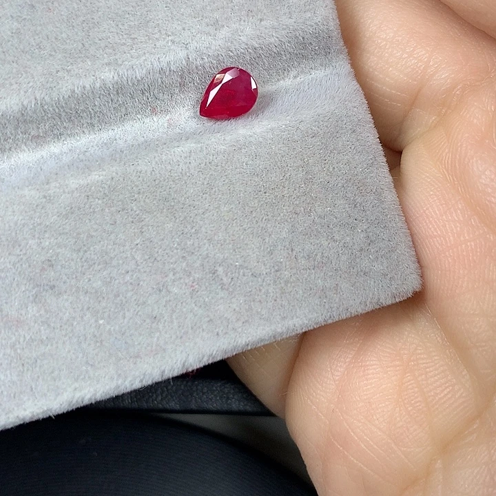 红宝石裸石1.03ct缅甸鸽血红红宝石