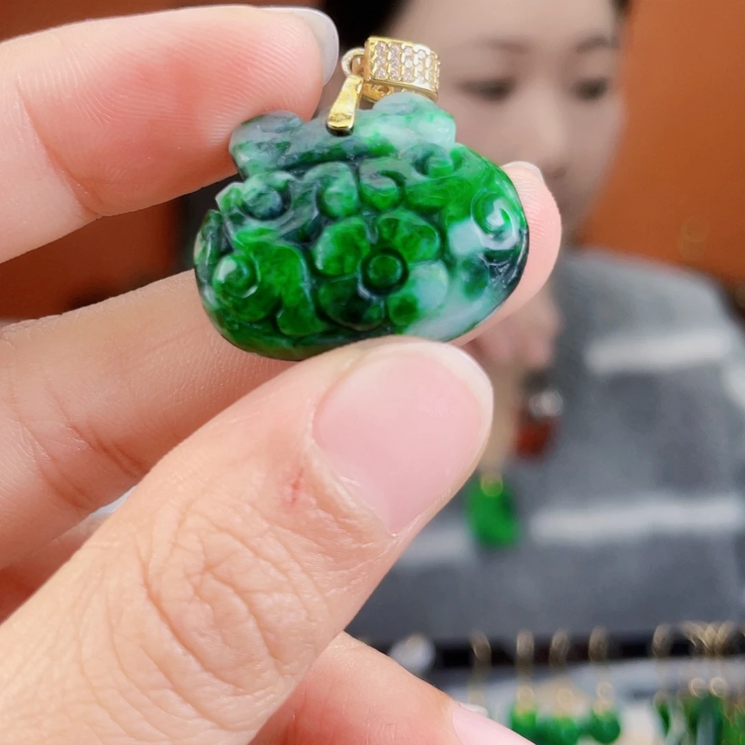 翡翠未镶嵌耳饰饰品