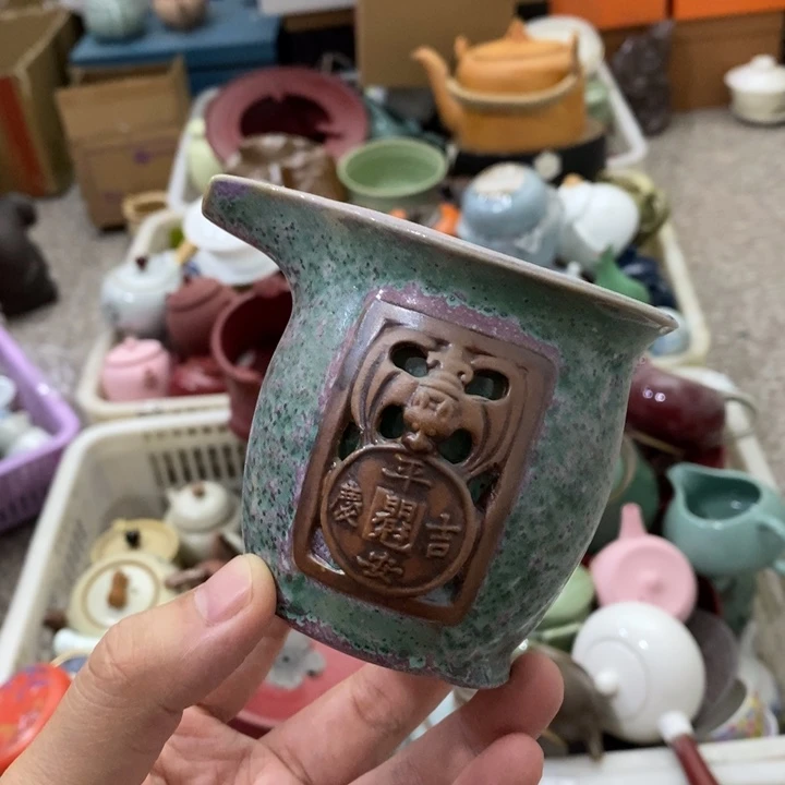 陶瓷艺术品及陶瓷壶壶