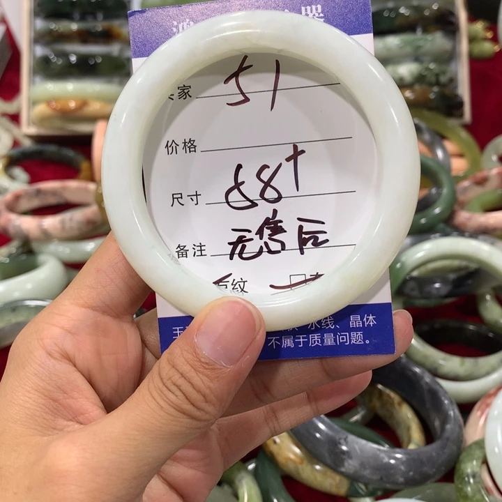 未镶嵌蛇纹石玉手镯51