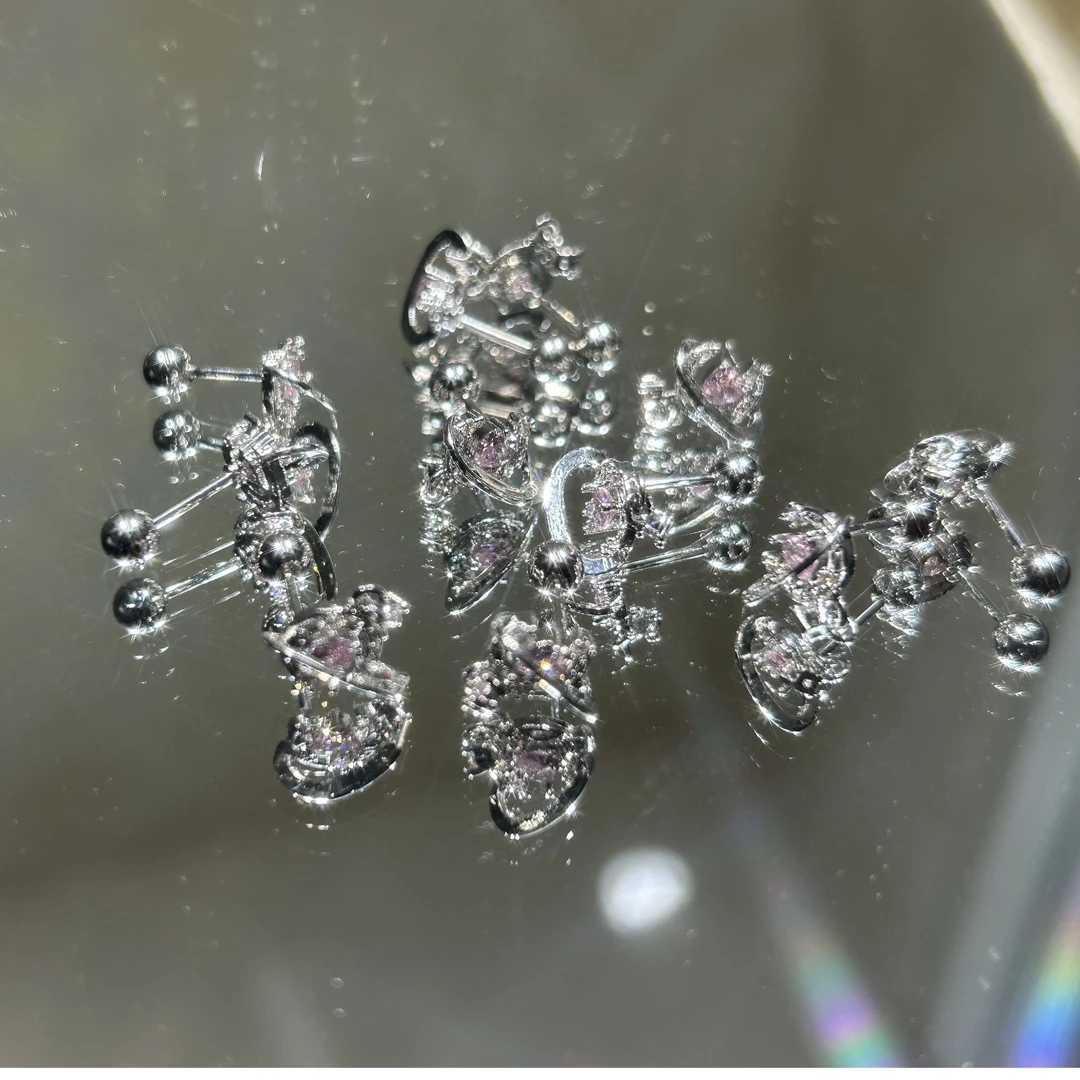 钛钢锆石耳饰 ins甜酷小众设计锆石耳骨钉少女