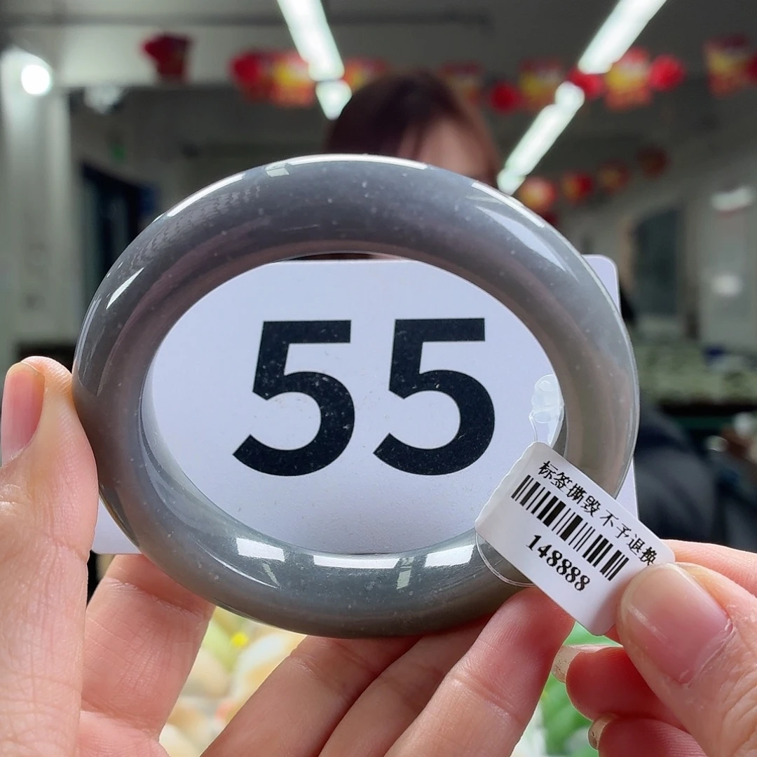 路****和田玉未镶嵌手镯