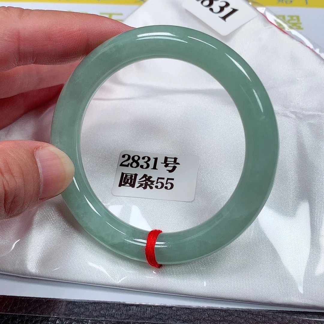 【闪购商品】翡翠手镯未镶嵌2831号