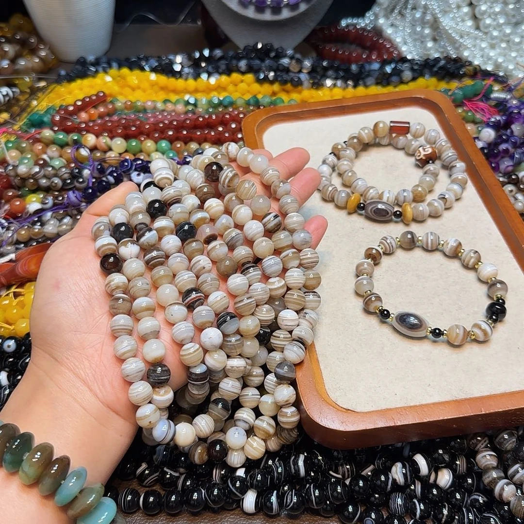 玛瑙/玉髓合金珠宝半成品10mm千层玛瑙一条