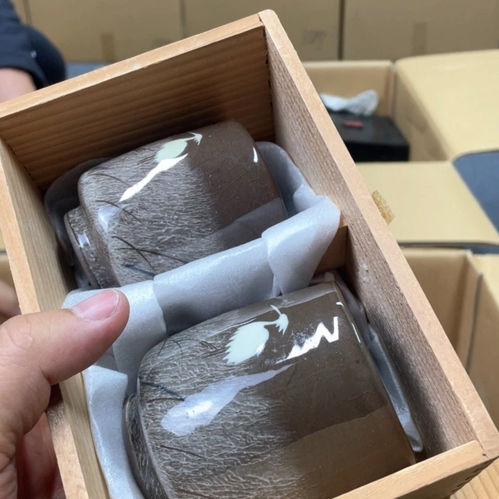 瓷片唐**德瓷片哈哈哈哈哈