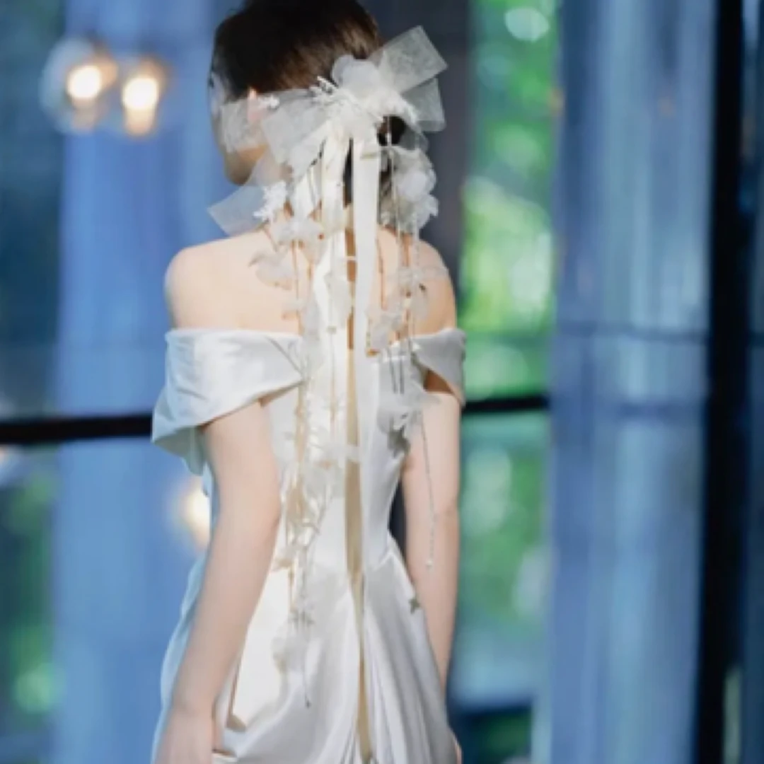 非金属羽毛婚庆饰品 新款白纱蝴蝶结仙气减龄百搭头饰