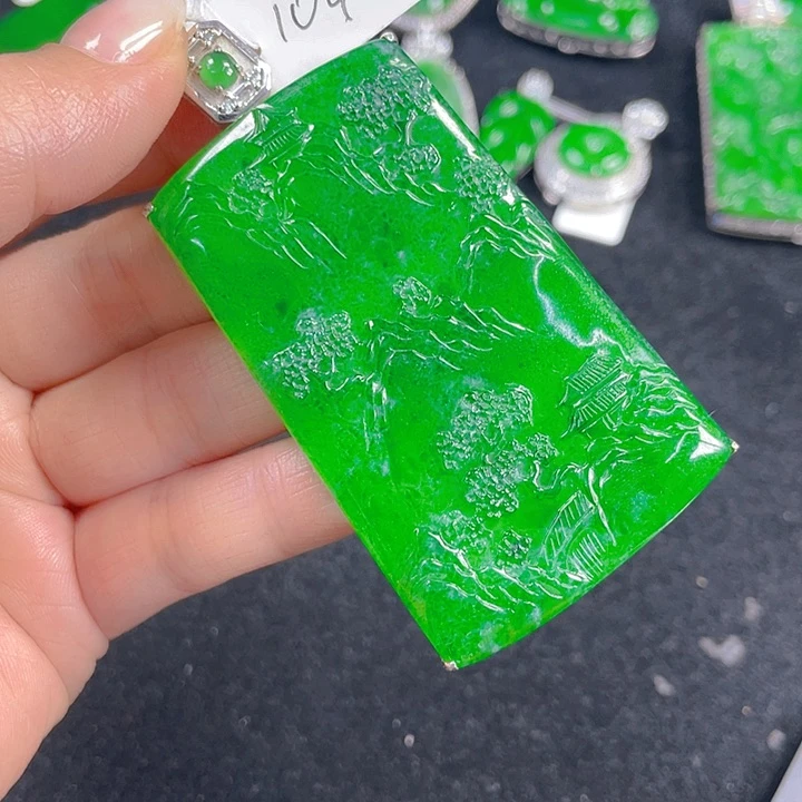 翡翠银S925镶嵌吊坠(不含链)小*豚