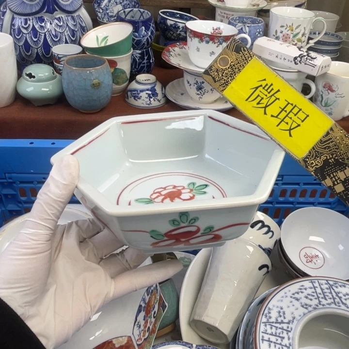 他家瓷器真美…开播了