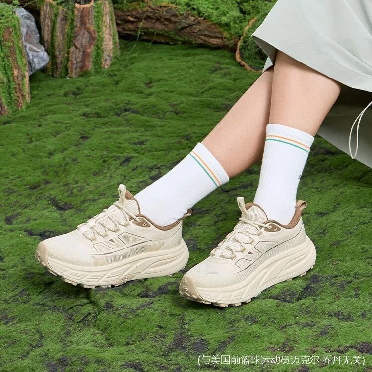 城驰 | 乔丹女鞋户外生活越野登山徒步防滑休闲鞋子QDF192253906