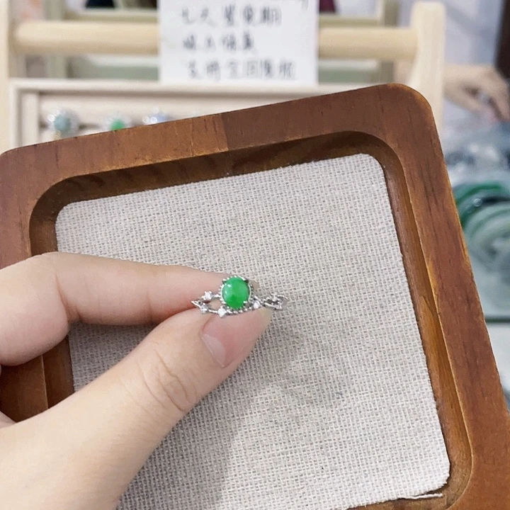 翡翠未镶嵌颈饰天然翡翠Ａ货