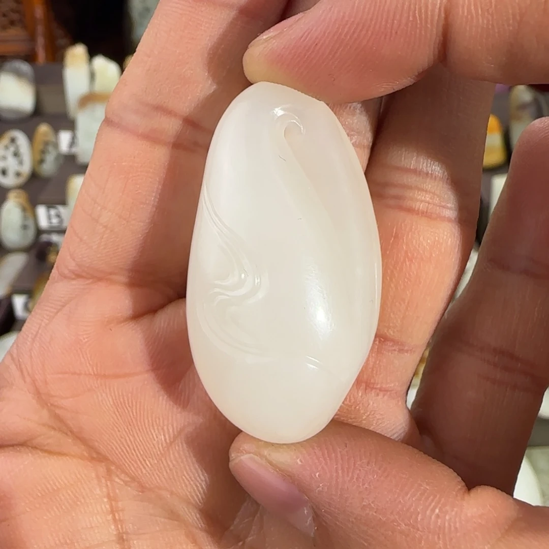 和田玉（糖玉）未镶嵌颈饰