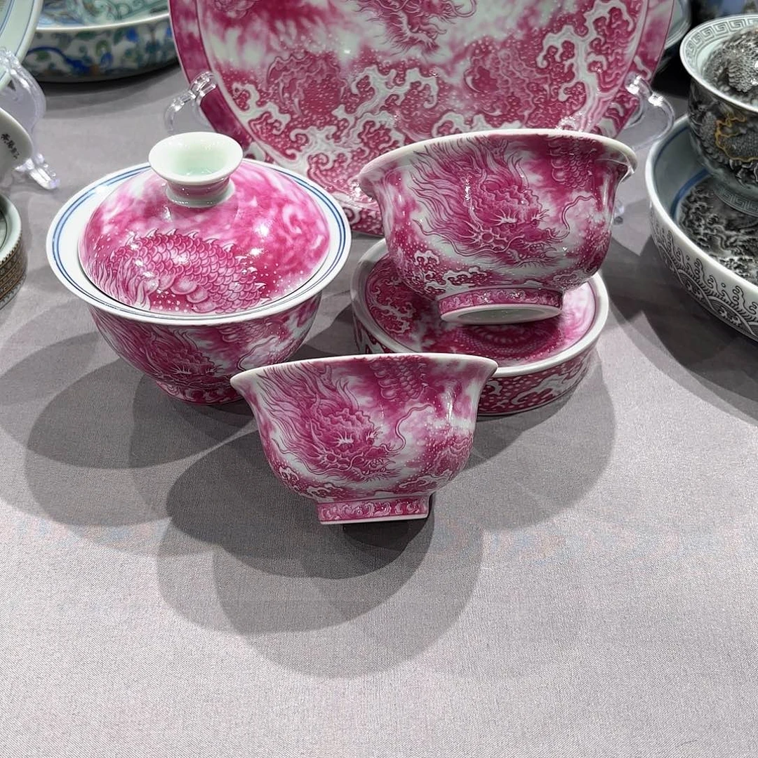 瓷片景德镇市和上海浦东新区