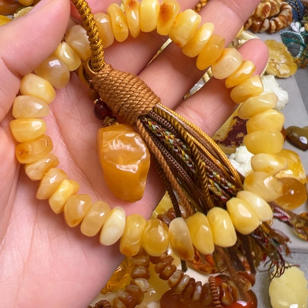 未镶嵌蜜蜡裸石蜜蜡