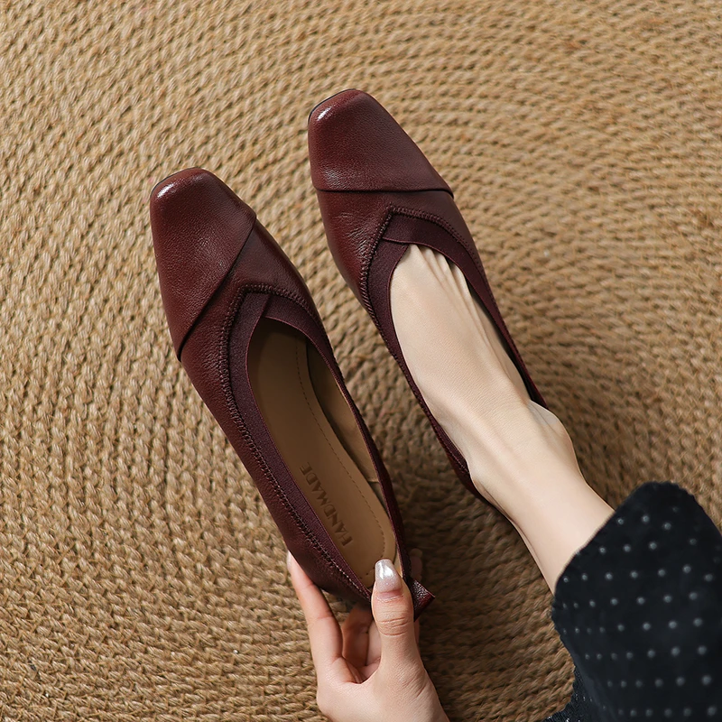 真皮奶奶鞋女春秋新款浅口百搭平底单鞋软皮小方头一脚蹬拼接女鞋