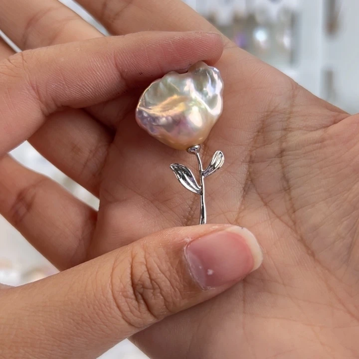 淡水珍珠吊坠(赠链)未镶嵌