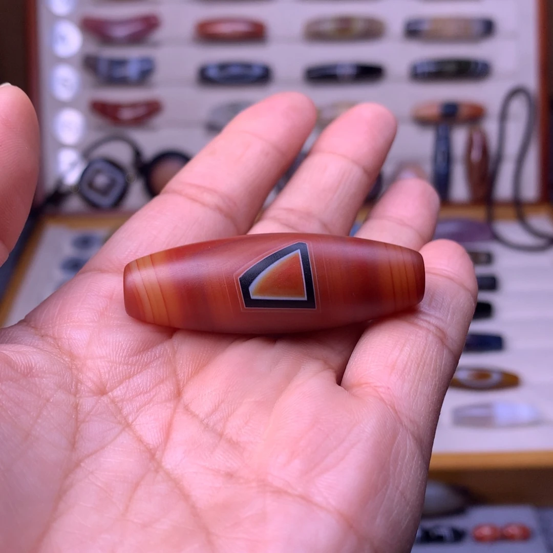 读***勒玛瑙/玉髓未镶嵌珠宝奇石