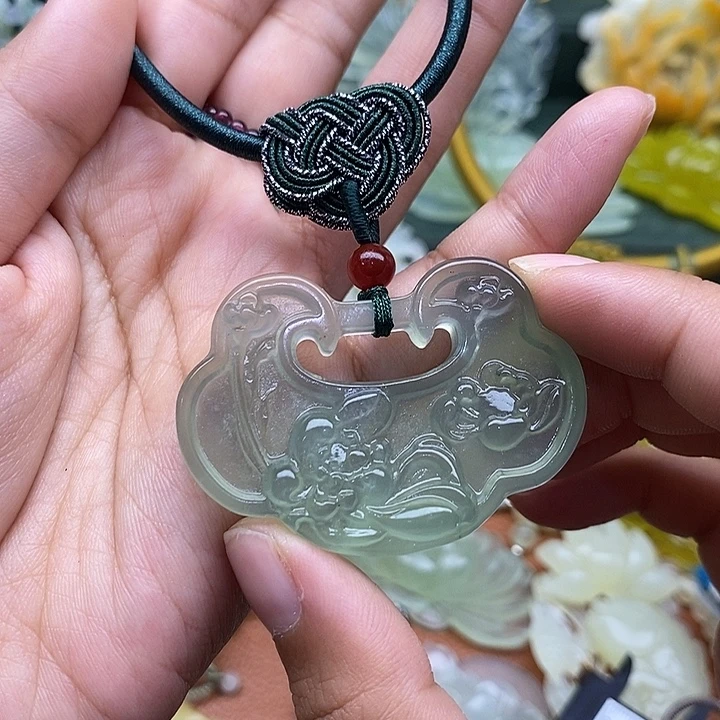 未镶嵌岫玉吊坠毛衣链锁骨链