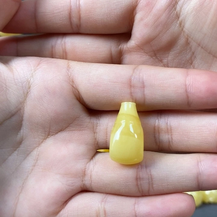 未镶嵌琥珀裸石三通