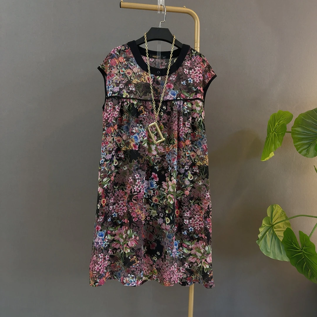 圆领纽扣雪纺微透无袖连衣裙