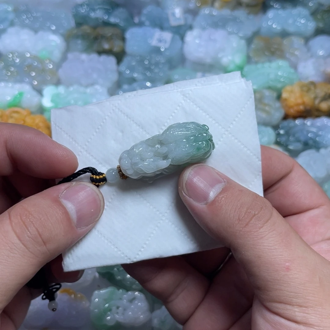 翡翠未镶嵌颈饰天然