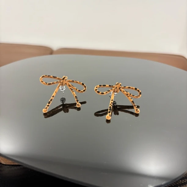 铜合金绒毛耳饰 蝴蝶结豹纹耳环EH3617