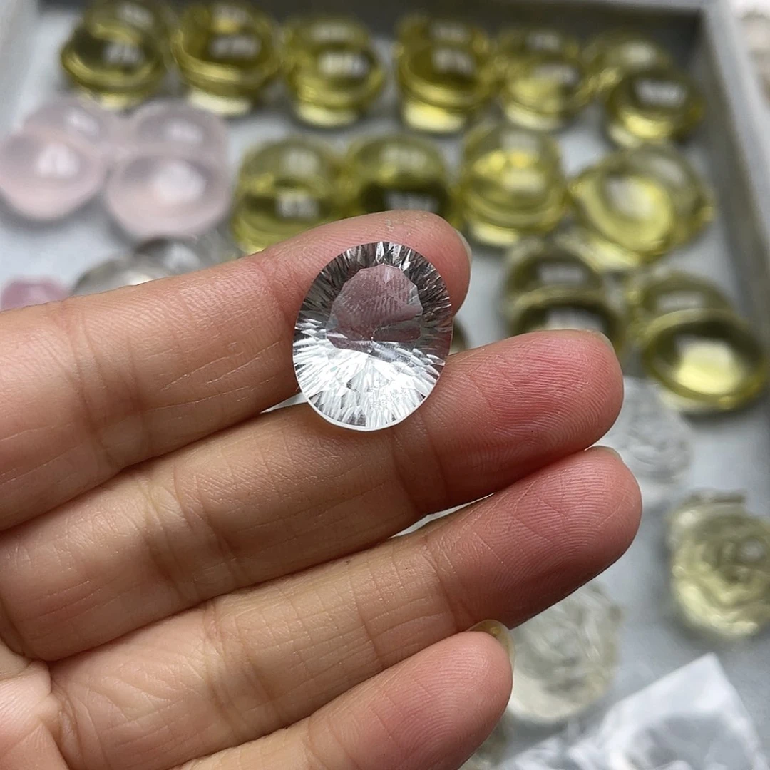 吊坠(不含链)未镶嵌水晶