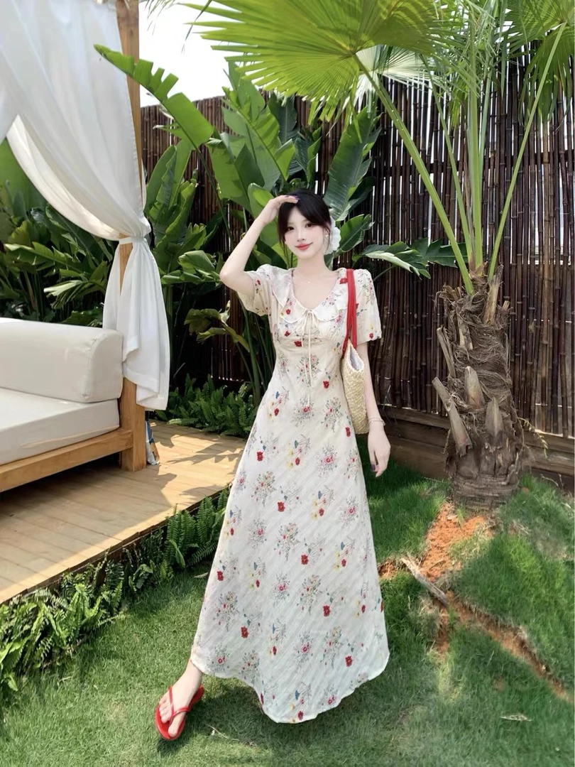 【现货】2025夏季法式温柔风泡泡袖连衣裙高级感显瘦度假风长裙女