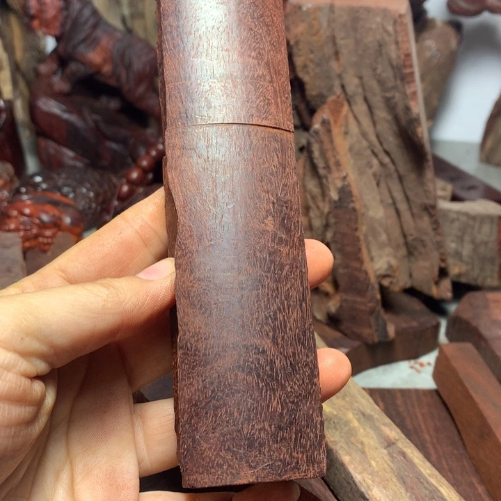 檀香紫檀（小叶紫檀）斌**业