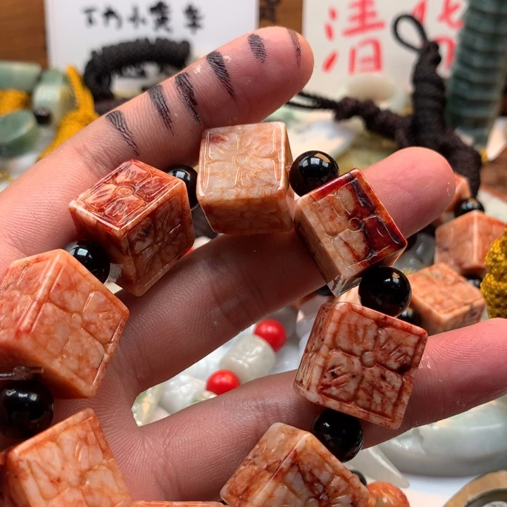 翡翠未镶嵌颈饰保真天然a货翡翠