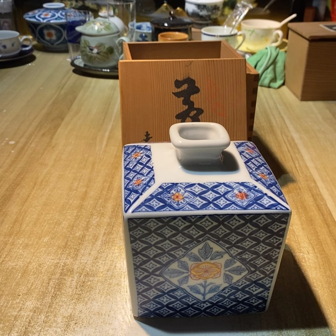 Z***妍易雅集工艺品有限公司