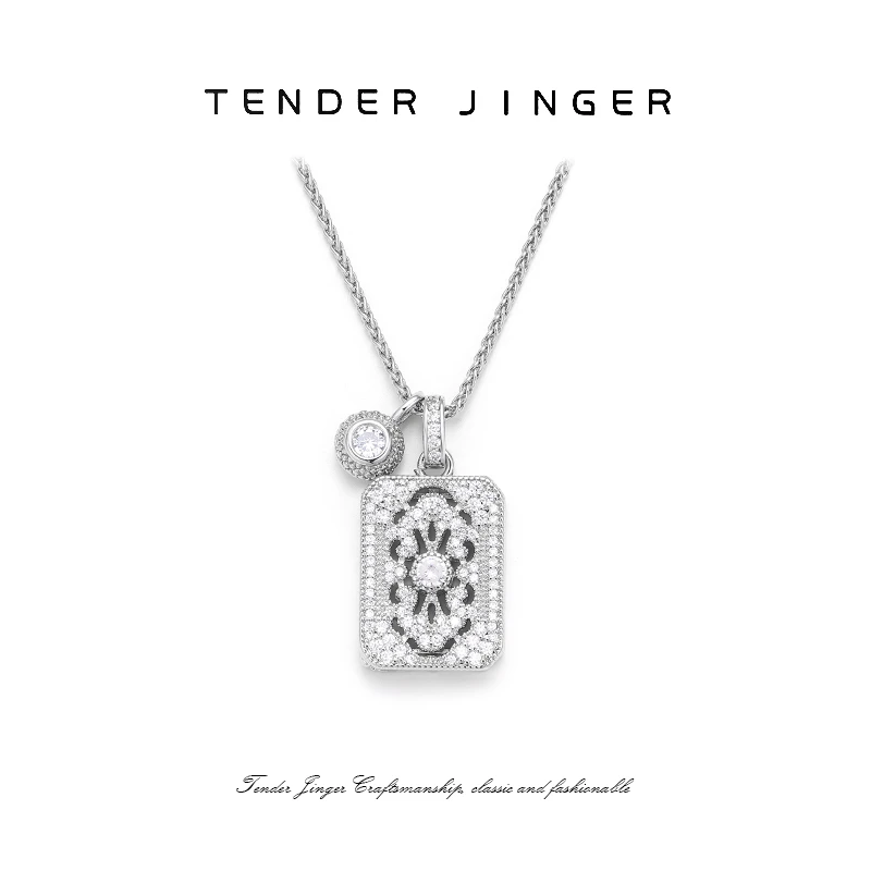 Tender Jinger 铜合金项链 新款轻奢满天星方牌项链气质时尚