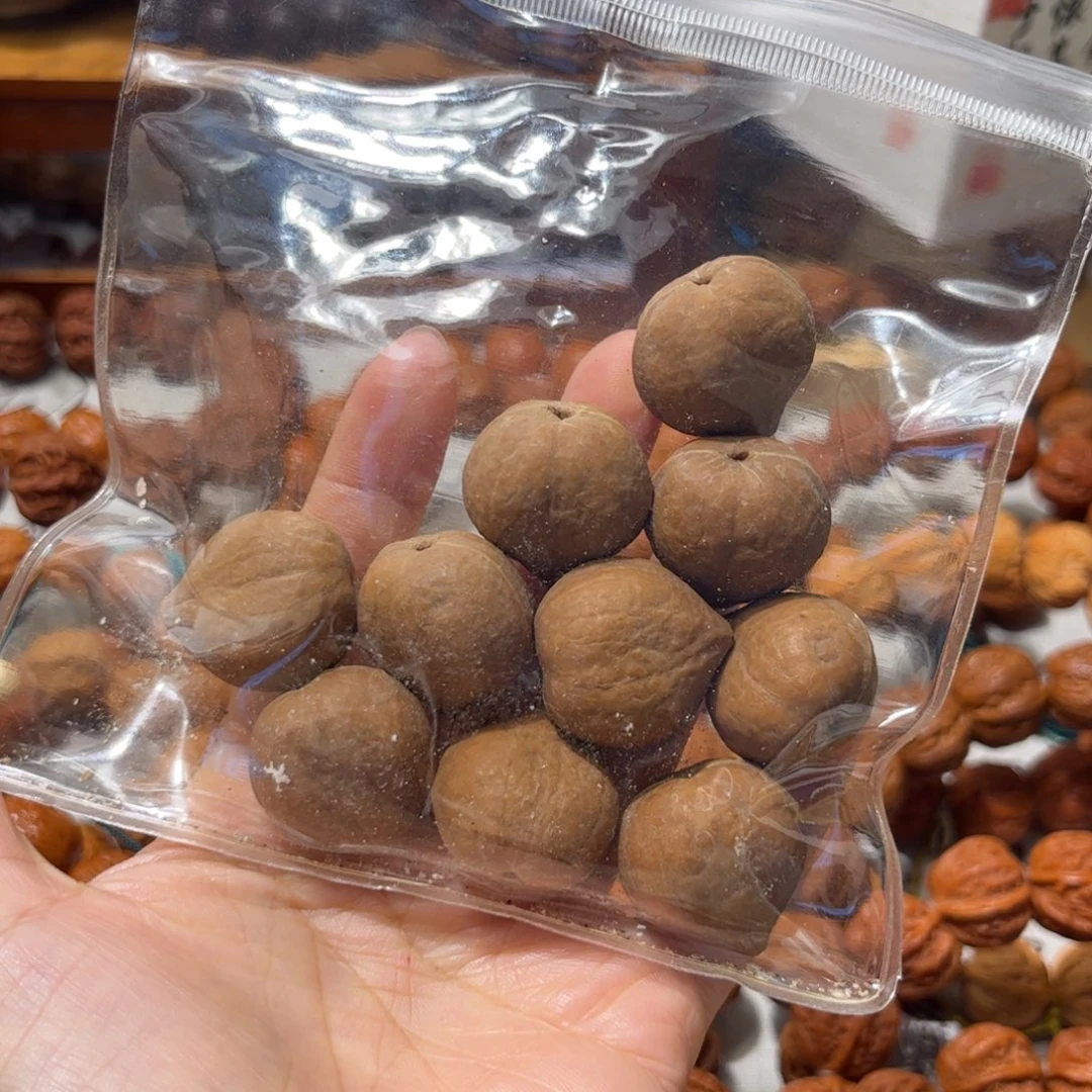 吊坠桃核不**业原皮桃心