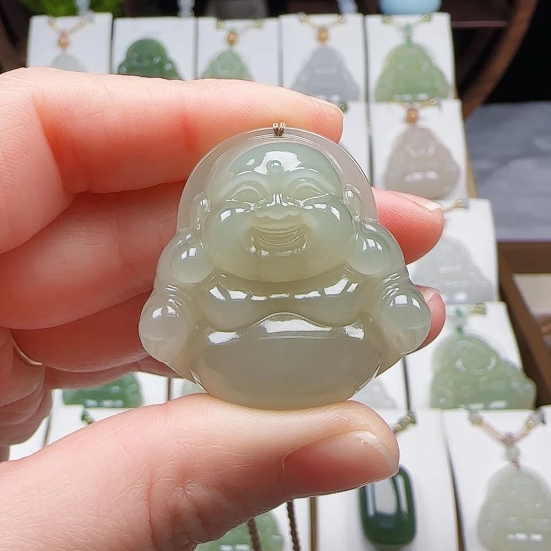 和田玉18K金镶嵌颈饰