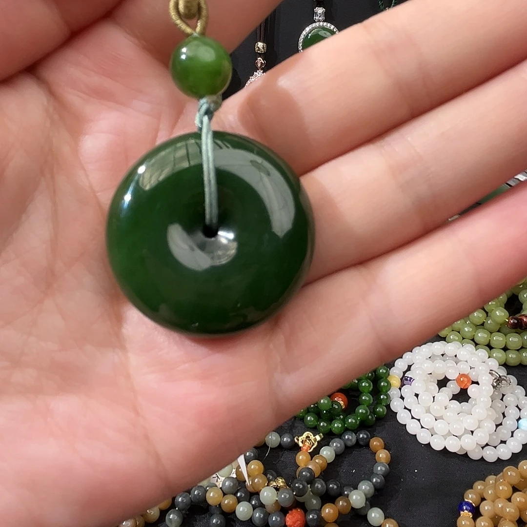 和田玉未镶嵌吊坠(不含链)