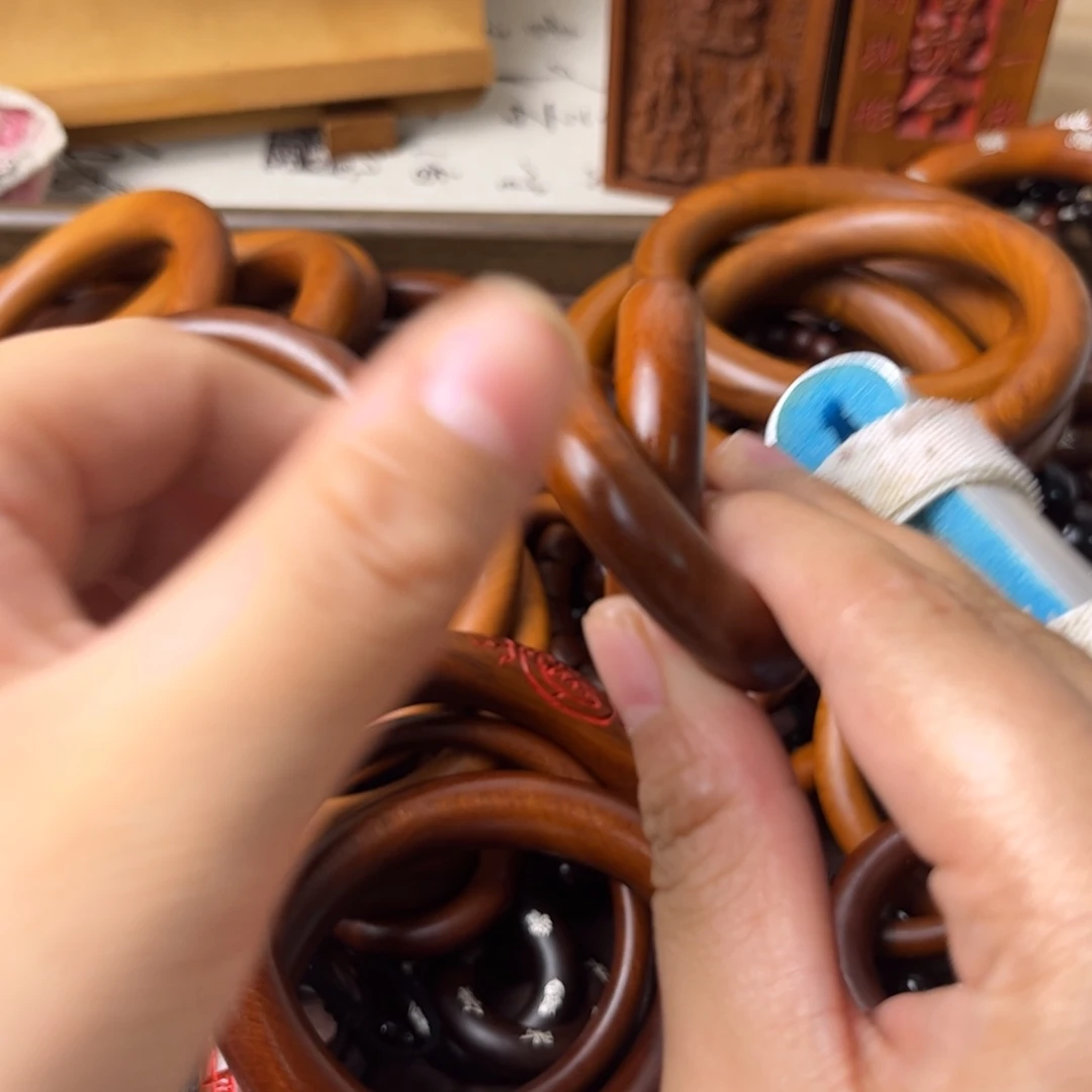 海***泽橄榄核手串/手链2.5内径