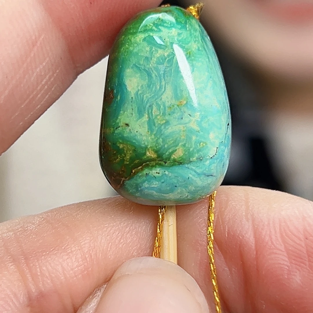 绿松石未镶嵌珠宝奇石