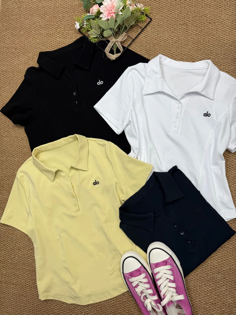 简约时尚百搭显瘦刺绣T恤2562