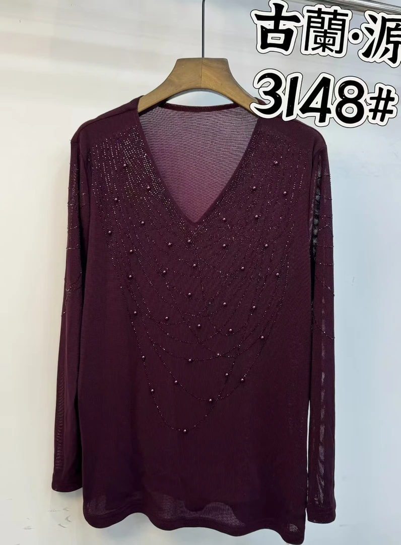 倾城3148大码V领时尚洋气百搭重工宽松长袖上衣