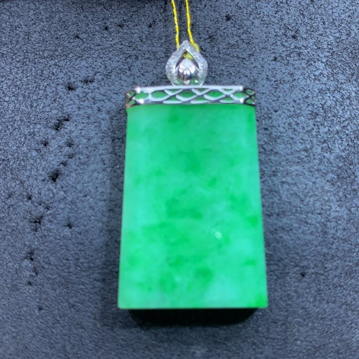 翡翠18K金镶嵌手链翡翠